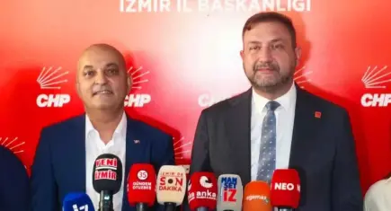CHP İzmir'de ilk toplantıda dikkat çeken mesajlar: Milletvekillerinden Güç’e salvo