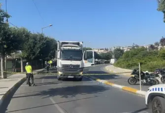 Küçükçekmece'de kamyonun çarptığı kadın hayatını kaybetti
