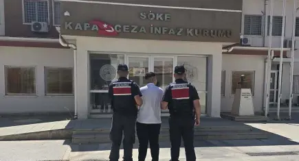 Kuşadası'nda yurt dışına kaçış planı suya düştü: Firari 2 örgüt üyesi yakalandı