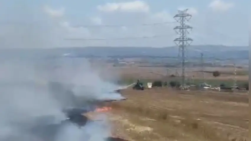 Silivri'de yangın: 300 dönüm arazi zarar gördü