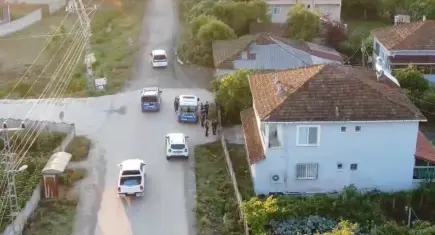17 yıllık cinayet çözüldü, 4 kişi tutuklandı: Operasyonun görüntüleri ortaya çıktı
