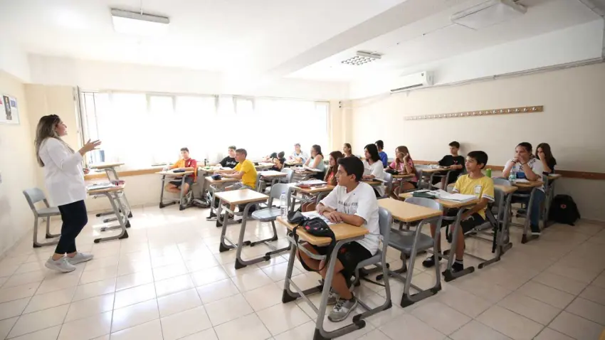 Karşıyaka Belediyesi’nden öğrencilere tercih desteği haberinin görseli