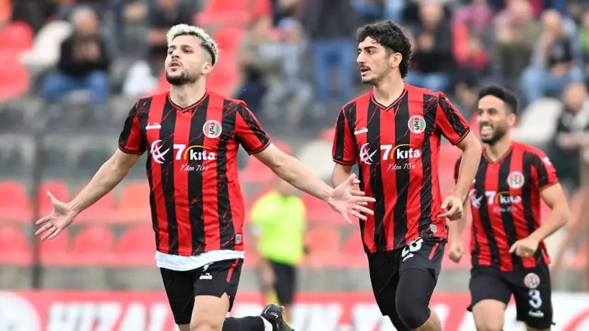 Göztepe sol bek ararken, Karşıyaka Veysel için beklemede haberinin görseli