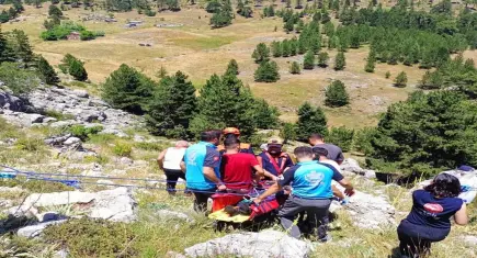 Kekik toplama çıktı, kayalıklardan düştü