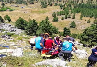 Kekik toplama çıktı, kayalıklardan düştü