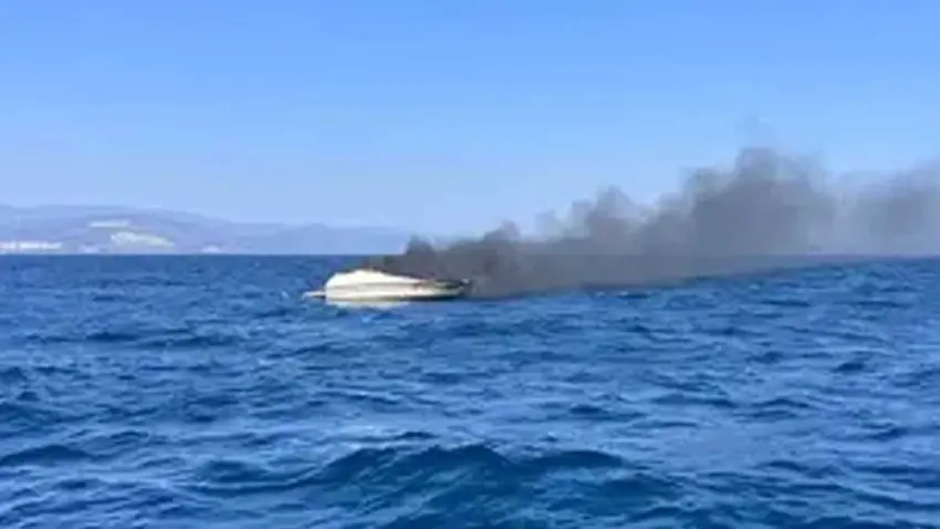 Didim açıklarında tekne yangını:2 kişi denizden kurtarıldı