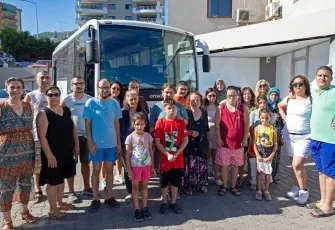 Narlıdere Belediyesi’nden özel gereksinimli bireylere deniz etkinliği