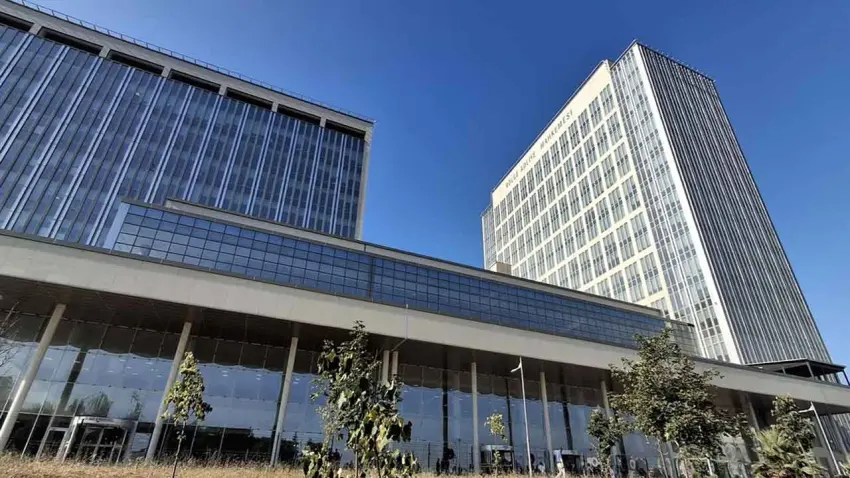 Tutuklu eski Başkan Erdem: Dairelerin satışlarıyla ilgili bilgim yok haberinin görseli