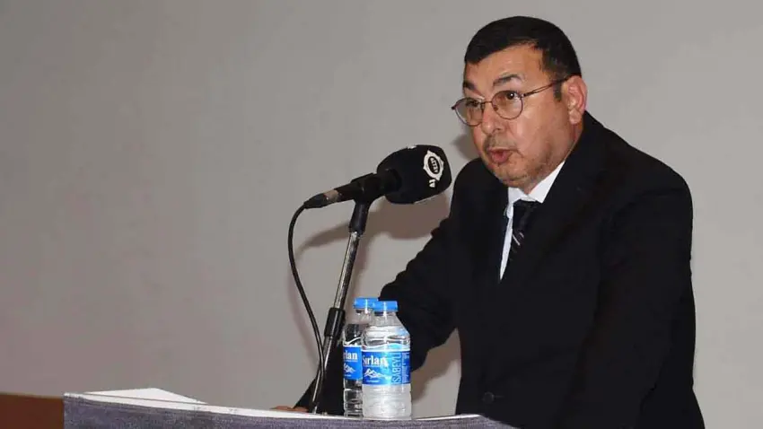 Altay'da eski başkan Ahmet Taşpınar'dan çarpıcı değerlendirme: Bütün yollar kapandı haberinin görseli