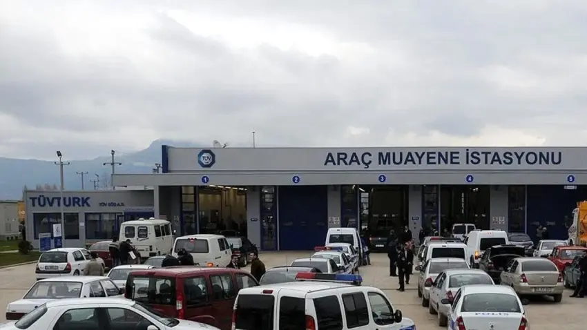 Araç sahipleri dikkat! TÜVTÜRK uyardı: Muayene randevusu için para ödemeyin haberinin görseli