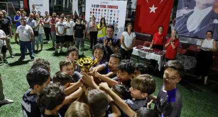 Bayraklı U-12 Cup’ta Şampiyon Bornovagücü oldu