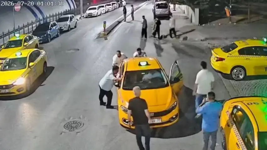 El freni unutulan araçlar paniğe neden oldu: Olası kazalar son anda önlendi haberinin görseli