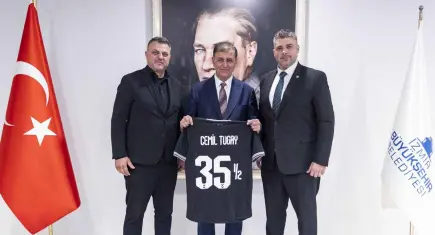 Karşıyaka yönetiminden Başkan Tugay'a ziyaret