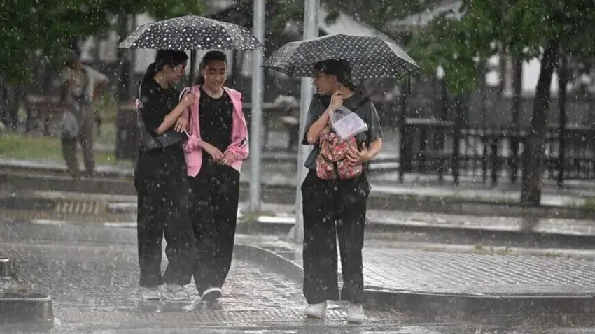 Yurdun büyük bölümünde hafta sonu yağış bekleniyor haberinin görseli