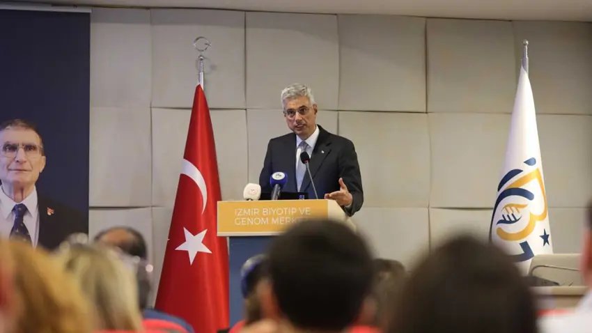 Bakan Memişoğlu İzmir'de üreten sağlık anlayışını vurguladı haberinin görseli