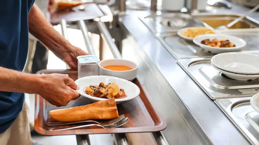 Buca’da 70 TL’ye dayanışma sofrası haberinin görseli