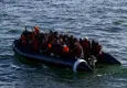 İzmir açıklarında 14 düzensiz göçmen yakalandı