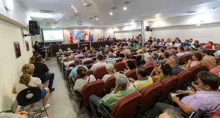 Karşıyaka’da kentsel dönüşüm süreci masaya yatırıldı