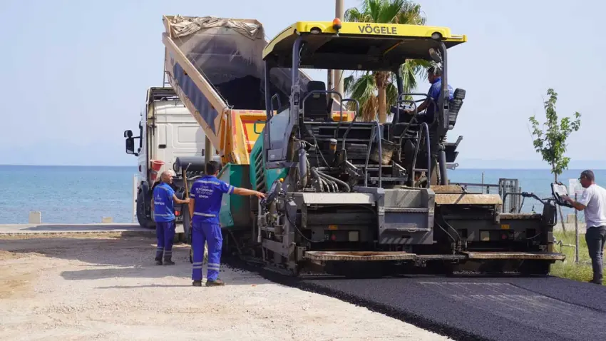 Seferihisar’da yollar yenileniyor: Atatürk Mahallesi’nde asfalt çalışması tamamlandı! haberinin görseli