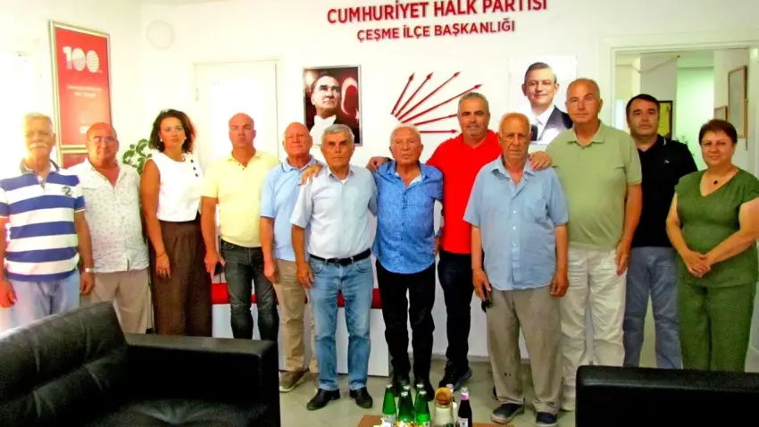 CHP Çeşme'de toplu istifa: Dört eski ilçe başkanı Yeni Parti'ye katılıyor haberinin görseli