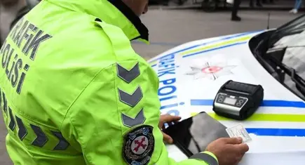 İzmir'de motosikletliye çarpıp kaçan sürücüye 180 bin lira ceza
