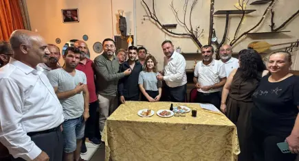 Karabağlar'da 200 Kişi CHP'ye katıldı