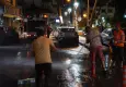 Seferihisar'da gece mesaisi: Sokaklar baştan sona yıkanıyor
