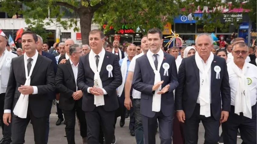 Başkan Tugay’dan Erbaa’da dostluk ve dayanışma mesajı haberinin görseli