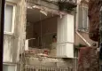 Deprem sandılar! 6 katlı binada duvar çöktü