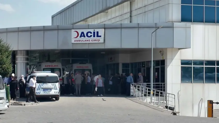 Husumetli 2 aile arasında taşlı sopalı kavga: 9 yaralı haberinin görseli