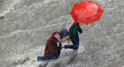 İzmir'de hava değişiyor: Sağanak yağışa hazır mısınız?