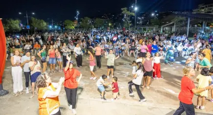 Karantina Meydanı’nda yaz akşamına müzik ve kadın emeği damga vurdu