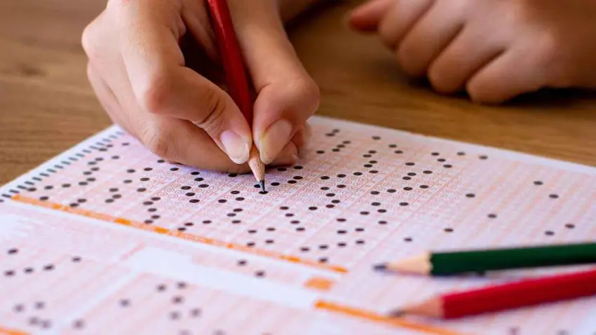YKS'de alarm zilleri: Eğitim Sen'den sistem eleştirisi haberinin görseli