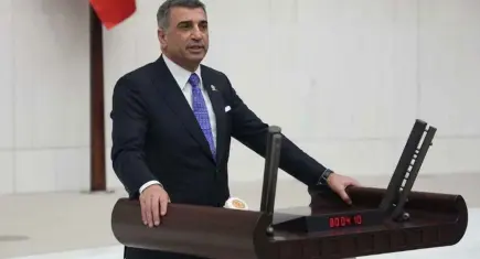 CHP’deki Grup Başkanlığı seçimi sonrası Gürsel Erol'dan sert tepki: Parti içi siyasette tekelleşme yaşanıyor