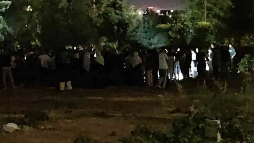 Mezarlıkta silahlı saldırı: 3 ölü