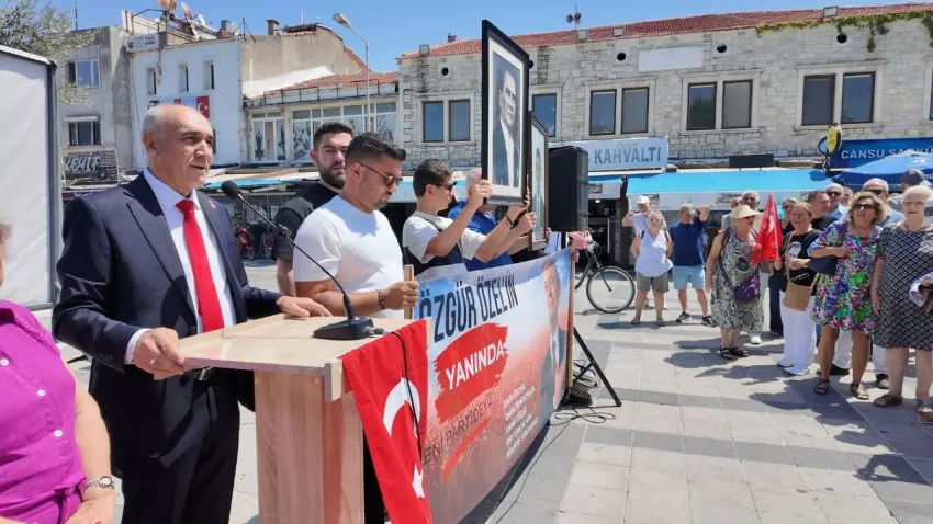 CHP Foça İlçe Örgütü’nden toplu istifa kararı haberinin görseli