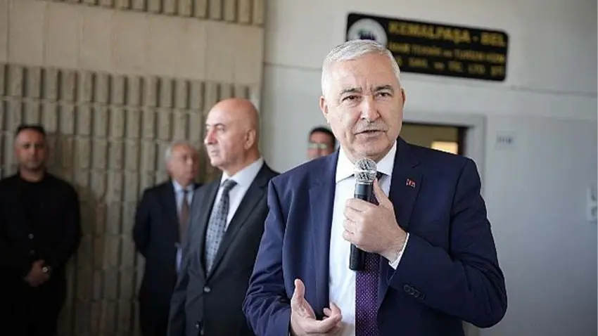Kemalpaşa’da toplu istifa: Başkan Türkmen ve ilçe örgütü YENİ Parti yolunda haberinin görseli