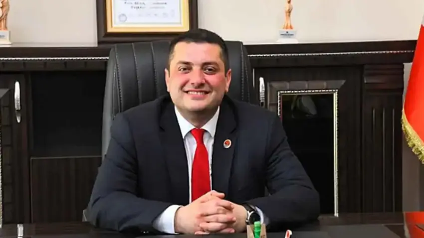 Torbalı Belediye Başkanı Övünç Demir YENİ Parti'ye geçiyor haberinin görseli