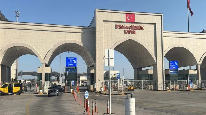 Yunanistan’da gümrükçüler iş bıraktı: Edirne’deki sınır kapılarında geçişler durdu haberinin görseli
