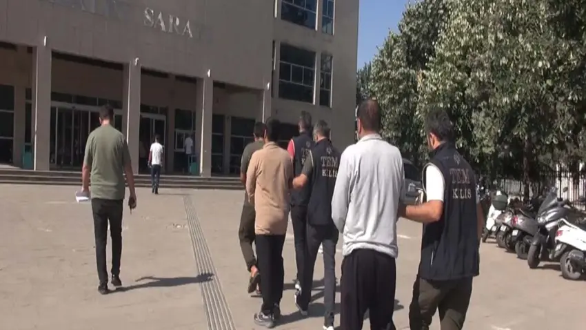 3 İlde DEAŞ operasyonu: 40 şüpheli yakalandı, 7 kişi tutuklandı haberinin görseli