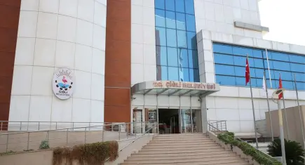 Başkan Yıldız açıkladı: Çiğli Belediyesi CHP’de kaldı 