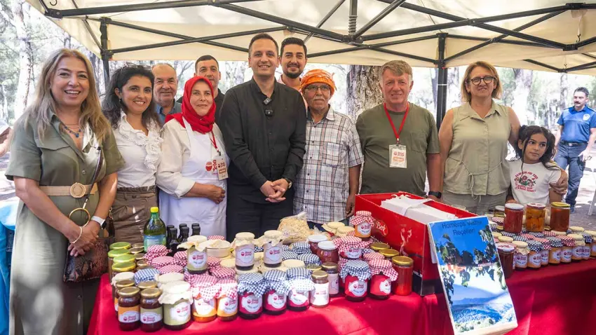 Bornova’da Reçel Festivali hazırlıkları sürüyor haberinin görseli
