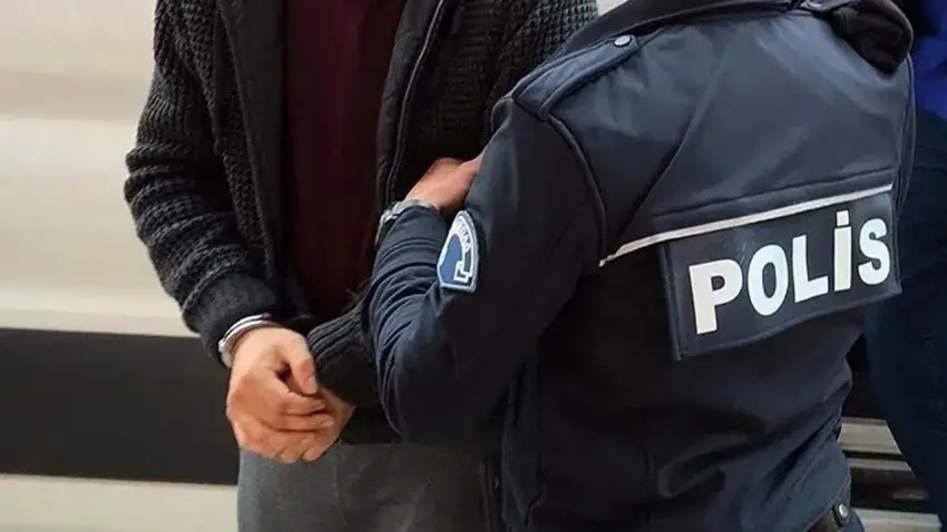 Firari suçlulara küresel kıskaç: 8 ülkeden 65 şüpheli Türkiye’ye iade edildi haberinin görseli