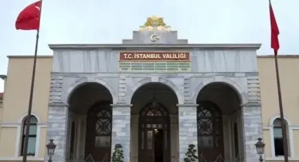 İstanbul Valiliği'nden okullara 'Cuma Mescidi' genelgesi