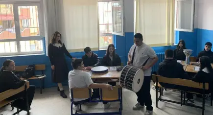 İzmirli biyoloji öğretmeni anlattığı çevre dersi dünya birincisi oldu