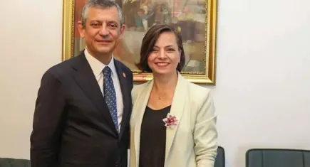 Karabağlar Belediye Başkanı Kınay YENİ Parti’ye geçti