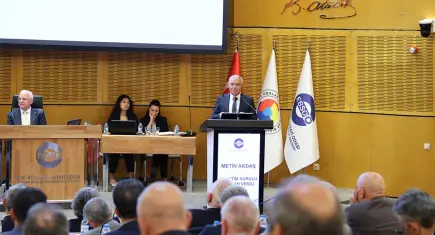 Metin Akdaş, 17 yıllık EBSO görevine veda etti
