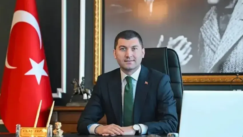 Altınordu Belediye Başkanı Tepe CHP’ye veda etti haberinin görseli