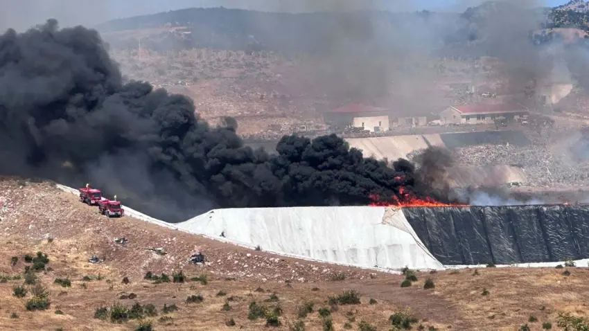 Ayvacık'taki katı atık tesisinde yangın haberinin görseli