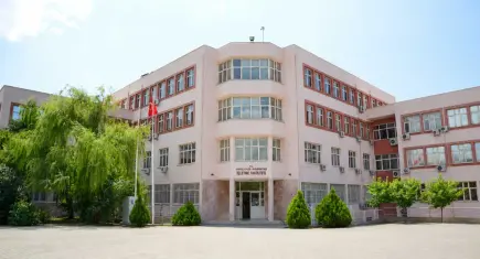 DEÜ İşletme Fakültesi’ne uluslararası akreditasyon